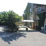 Ermitage Hotel Les Angles (Gard)