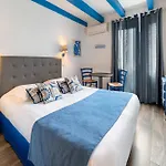 Ermitage Hotel Les Angles (Gard)