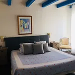 Hotel Ermitage 3*