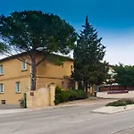 Hotel Ermitage Les Angles (Gard)