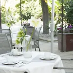 Ermitage Hotel 3*