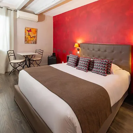 Hotel Ermitage Avignon 3*