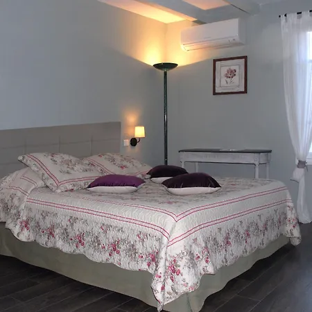 Ermitage Avignon Hotel 3*