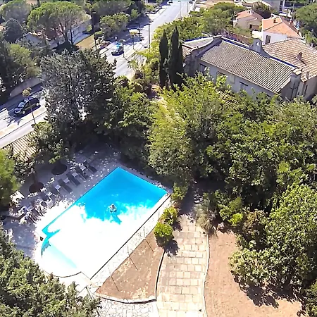 Ermitage Avignon Hotel Les Angles (Gard)