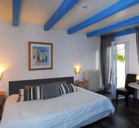 Ermitage 3* Les Angles (Gard)