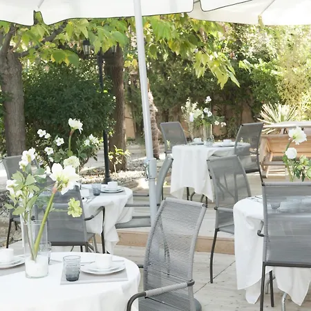 Hotel Ermitage Avignon 3*