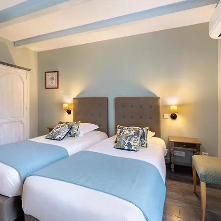 Ermitage 3* Les Angles (Gard)