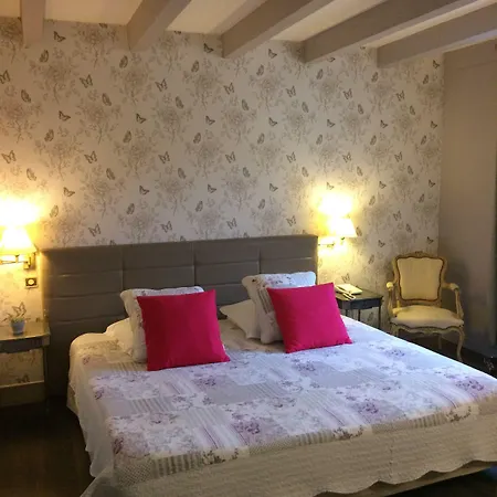 Ermitage Hotel Les Angles (Gard)