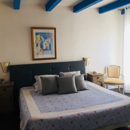 מלון Ermitage 3*