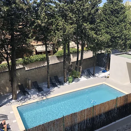 Ermitage Les Angles (Gard)