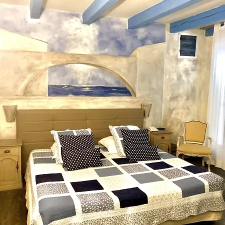 Ermitage 3* Les Angles (Gard)