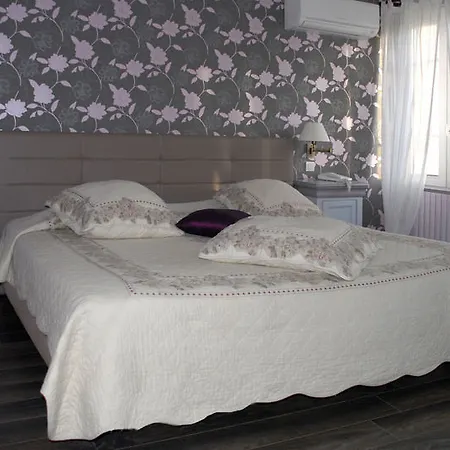 Hotel Ermitage 3*