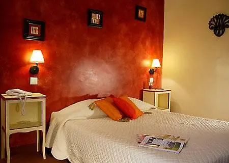 Ermitage Avignon 3*