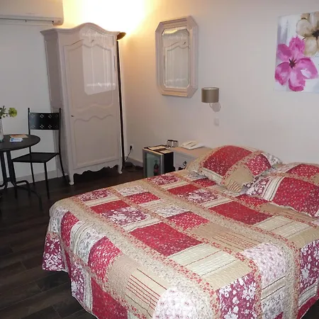 Ermitage Avignon 3*