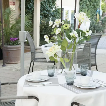 Hotel Ermitage 3*